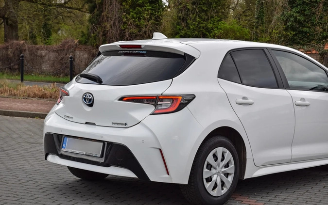 Toyota Corolla cena 63900 przebieg: 230000, rok produkcji 2019 z Boguchwała małe 529